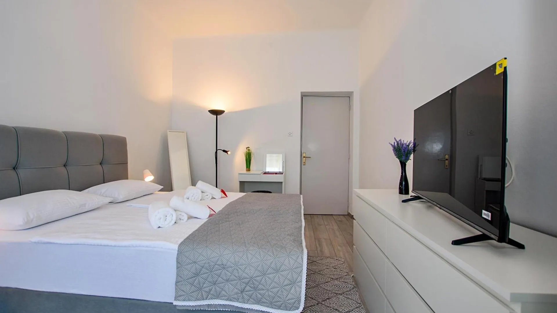 Apartment Frane Zadar